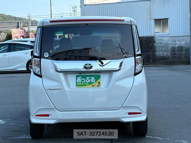 Toyota ROOMY 2021-08 8372661-2