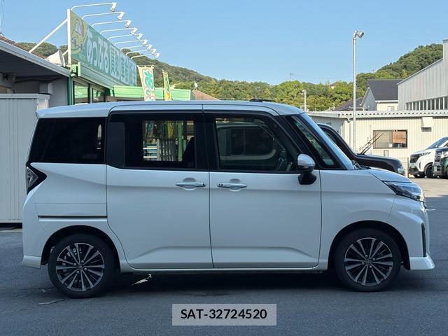 Toyota ROOMY 2021-08 8372661-3