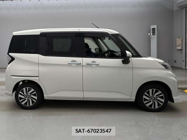Toyota ROOMY 2021-07 8372829-3