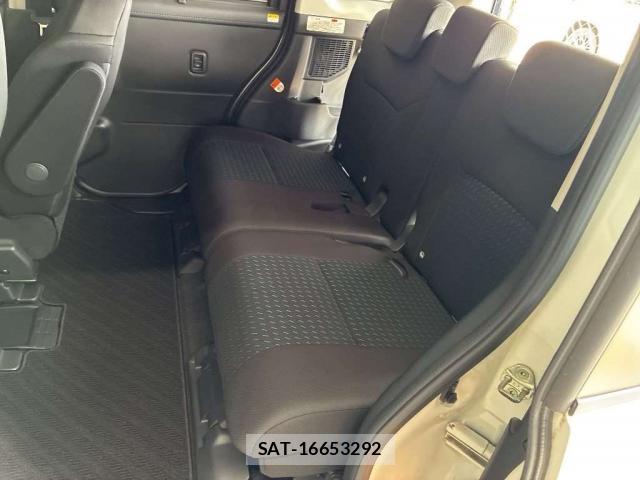 Toyota ROOMY 2023-05 8372831-14