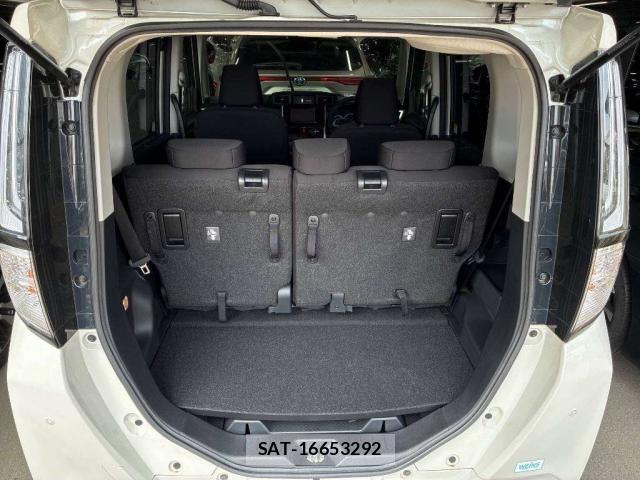 Toyota ROOMY 2023-05 8372831-8