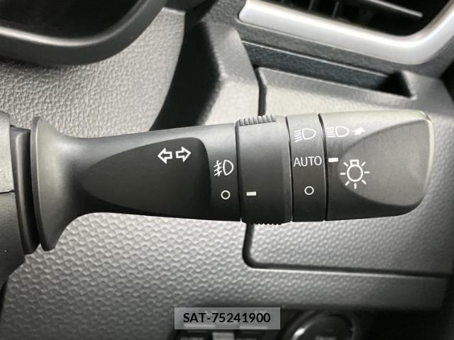 Toyota ROOMY 2021-04 8373363-15