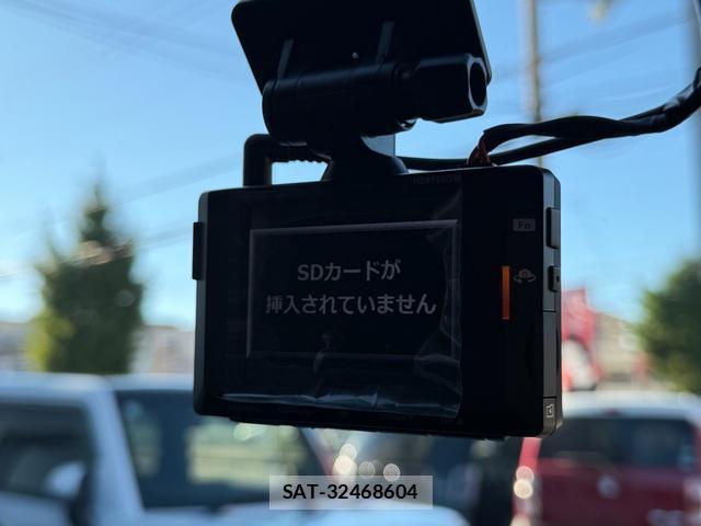 Toyota ROOMY 2017-03 8373702-15