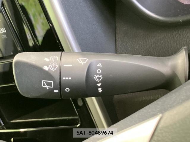 Toyota ROOMY 2020-03 8374180-16