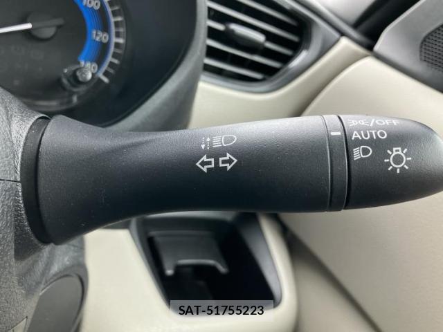 Nissan ROOX 2023-09 8373043-14