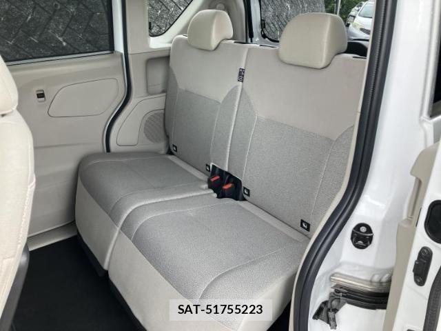 Nissan ROOX 2023-09 8373043-6