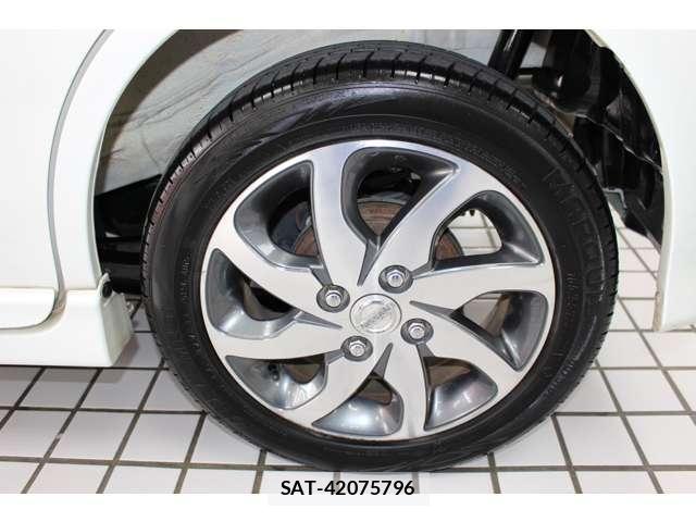 Nissan ROOX 2010-02 8373770-13