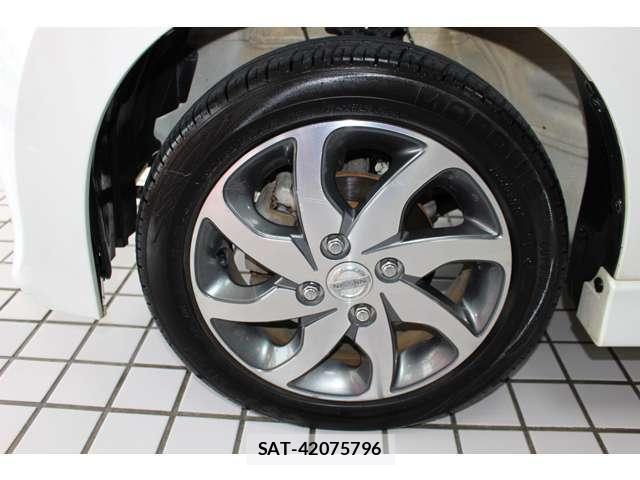 Nissan ROOX 2010-02 8373770-14