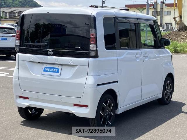 Nissan ROOX 2025-12 8374232-2