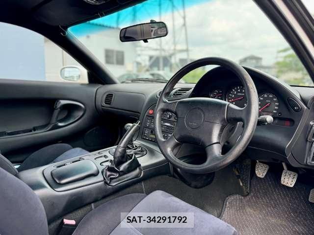 Mazda RX-7 1998-03 8373258-10