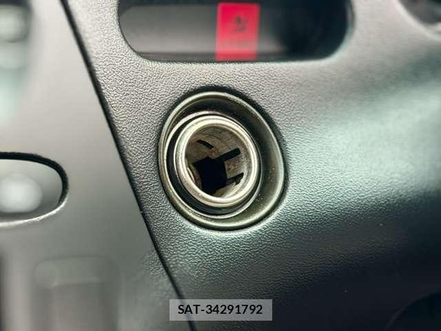 Mazda RX-7 1998-03 8373258-15