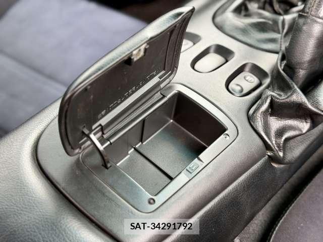 Mazda RX-7 1998-03 8373258-19