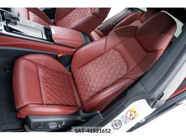 Audi S7 2021-10 8373457-12