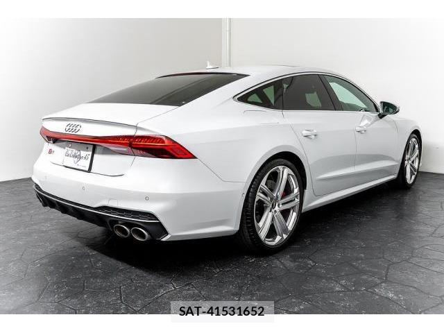 Audi S7 2021-10 8373457-8