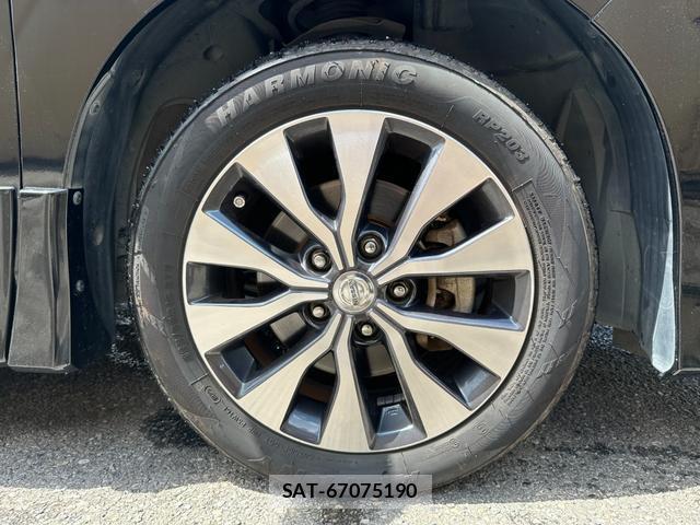 Nissan SERENA 2017-07 8372604-16