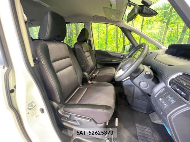 Nissan SERENA 2017-06 8372959-10