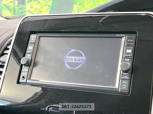 Nissan SERENA 2017-06 8372959-2