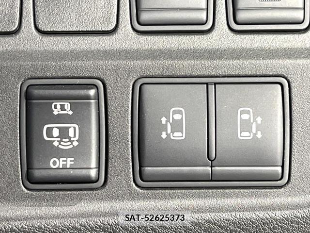 Nissan SERENA 2017-06 8372959-5