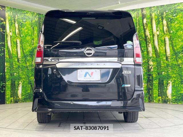 Nissan SERENA 2018-01 8372961-14