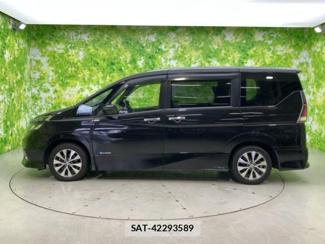 Nissan SERENA 2017-01 8373418-1