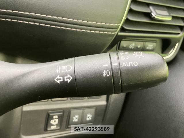 Nissan SERENA 2017-01 8373418-15