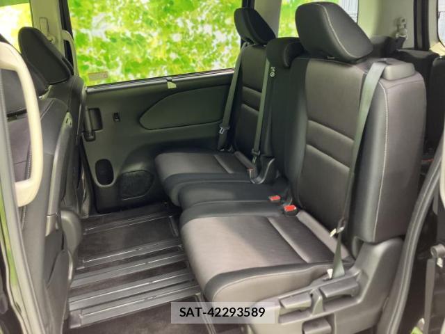 Nissan SERENA 2017-01 8373418-7