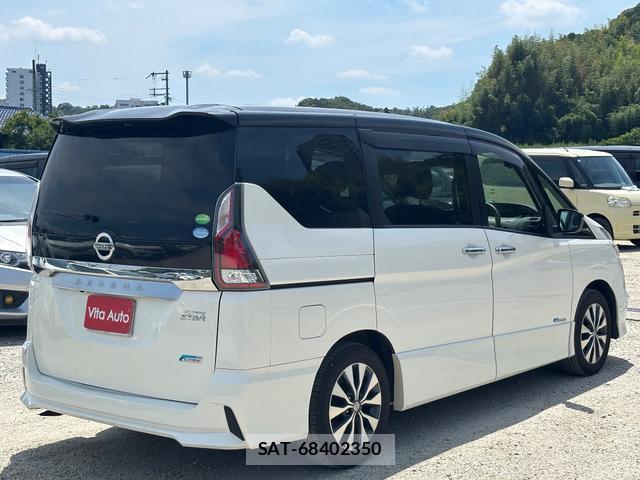 Nissan SERENA 2017-03 8373486-12