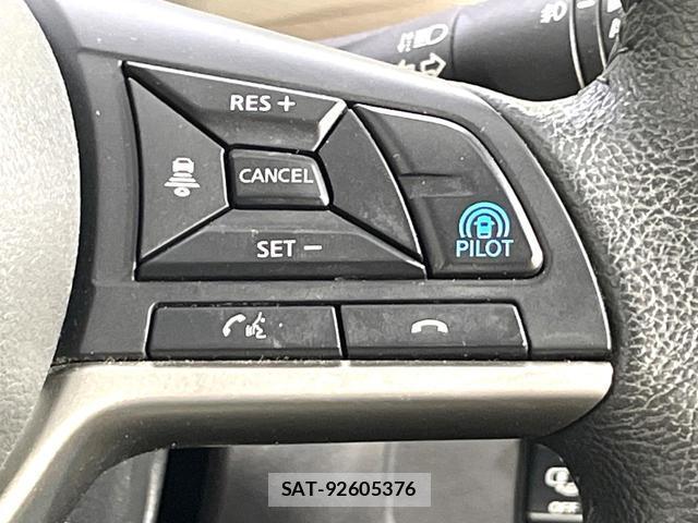 Nissan SERENA 2020-04 8373552-5