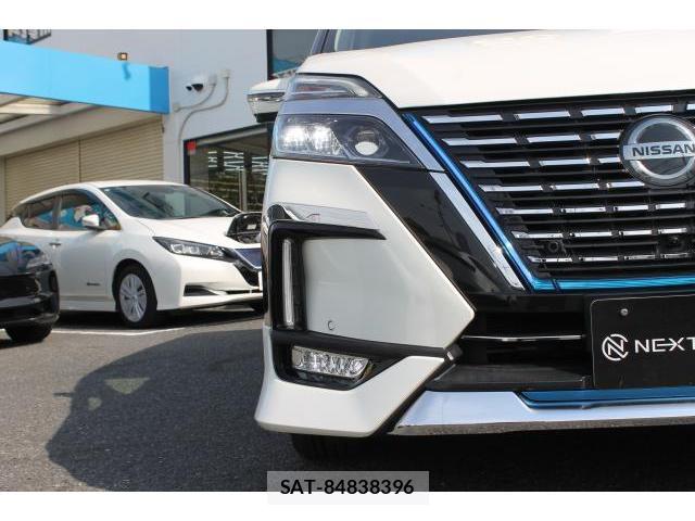 Nissan SERENA 2021-10 8373562-10