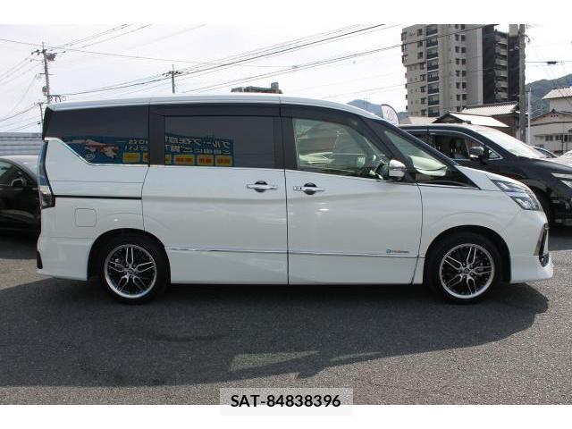 Nissan SERENA 2021-10 8373562-11