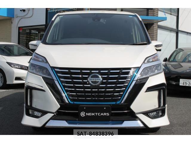 Nissan SERENA 2021-10 8373562-2