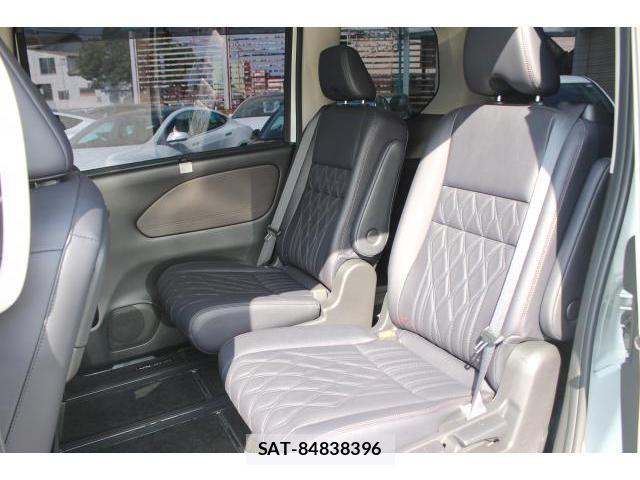 Nissan SERENA 2021-10 8373562-5