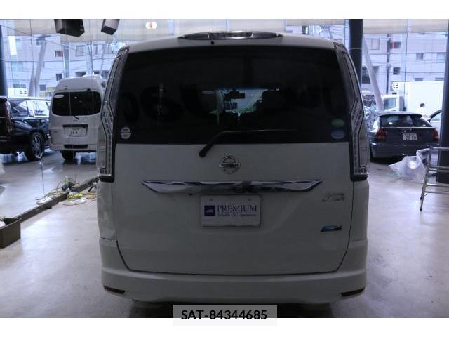 Nissan SERENA 2016-01 8373824-13