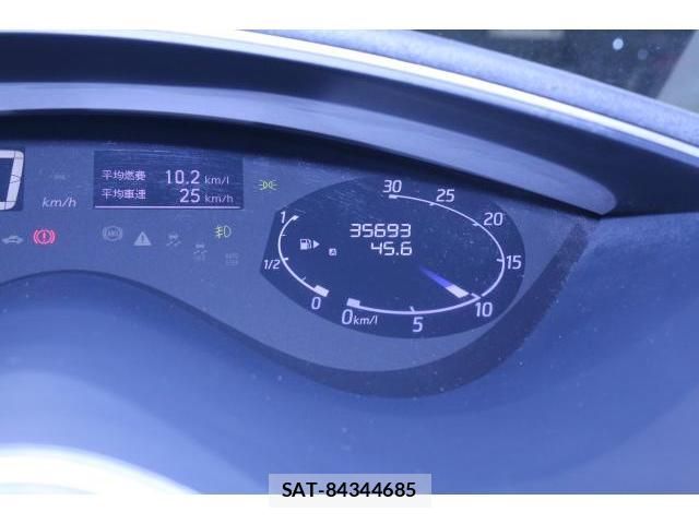 Nissan SERENA 2016-01 8373824-17