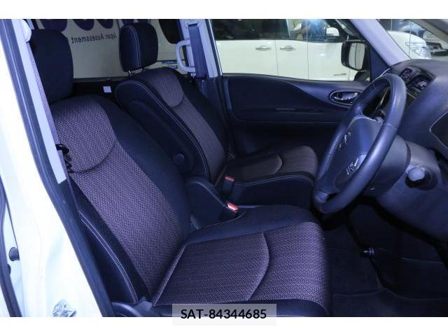 Nissan SERENA 2016-01 8373824-5