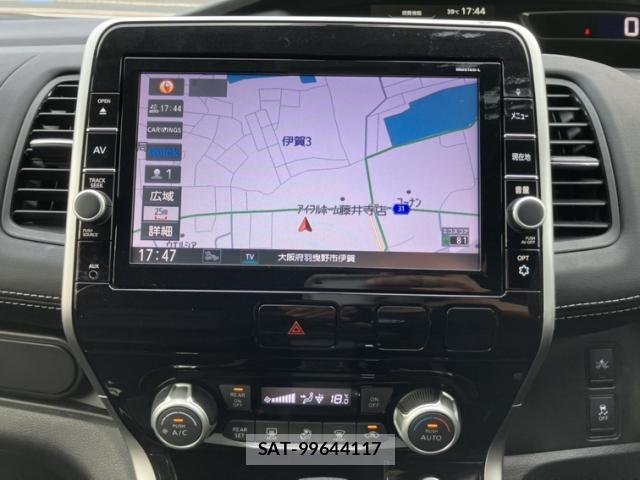 Nissan SERENA 2016-10 8373897-11