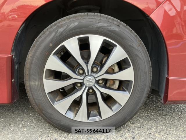 Nissan SERENA 2016-10 8373897-8