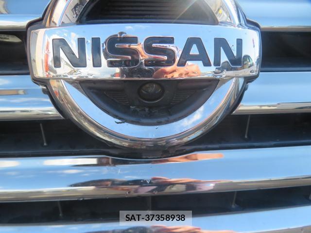 Nissan SERENA 2016-05 8374066-11