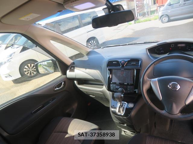 Nissan SERENA 2016-05 8374066-8