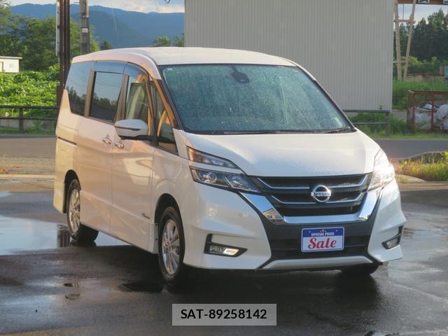 Nissan SERENA 2017-07 8374068-1