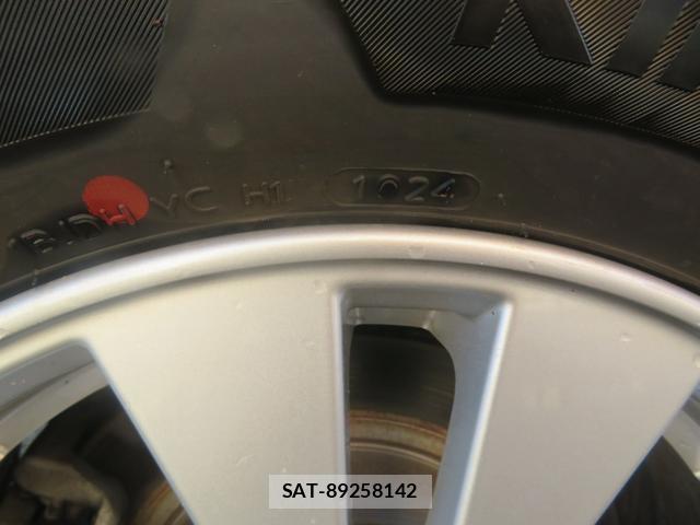 Nissan SERENA 2017-07 8374068-12
