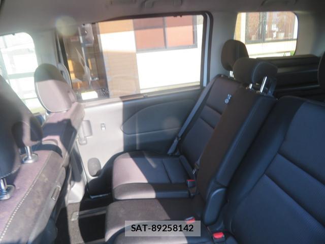 Nissan SERENA 2017-07 8374068-14