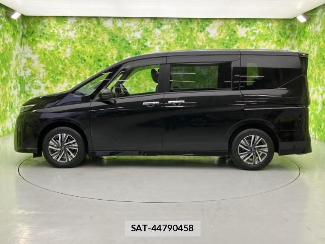 Nissan SERENA 2023-05 8374259-1