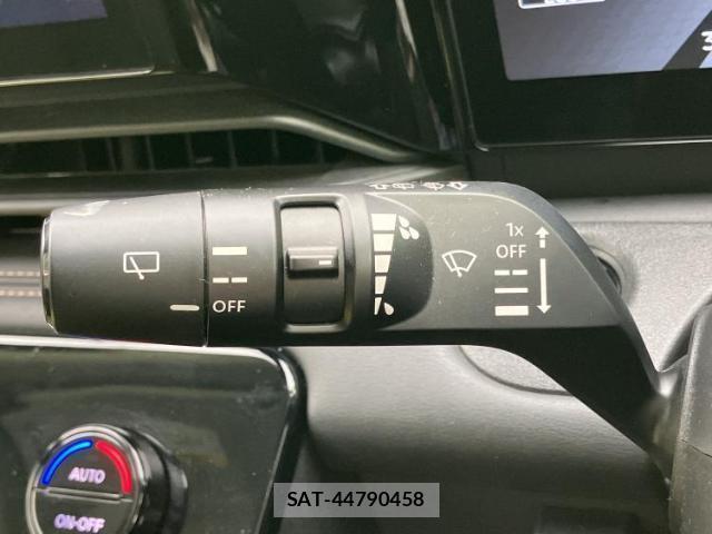 Nissan SERENA 2023-05 8374259-16