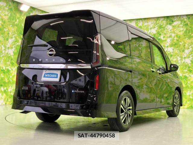 Nissan SERENA 2023-05 8374259-2