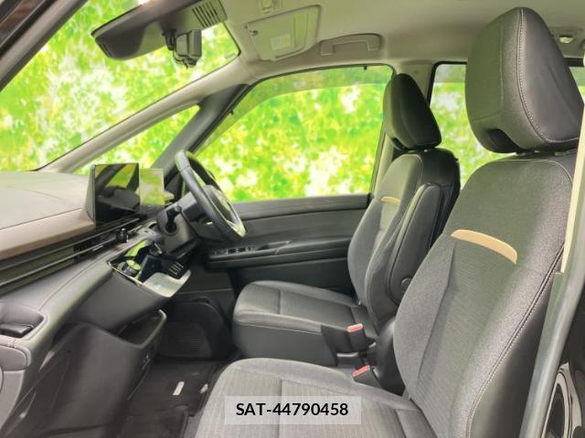 Nissan SERENA 2023-05 8374259-6