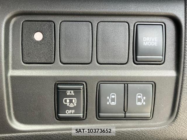 Nissan SERENA 2023-02 8374308-14