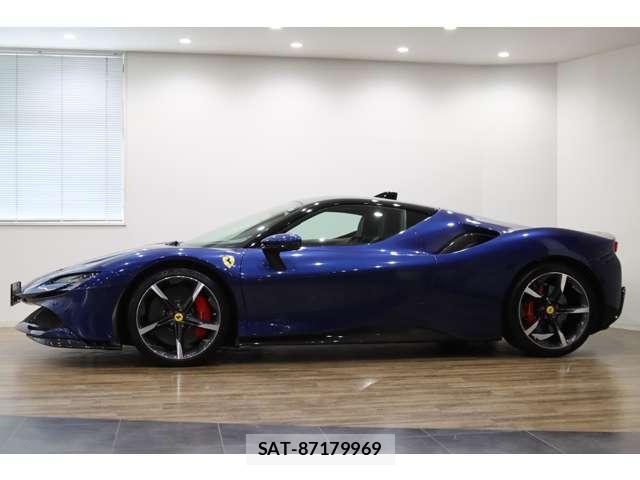 Ferrari SF90 Stradale 2021-09 8372559-9
