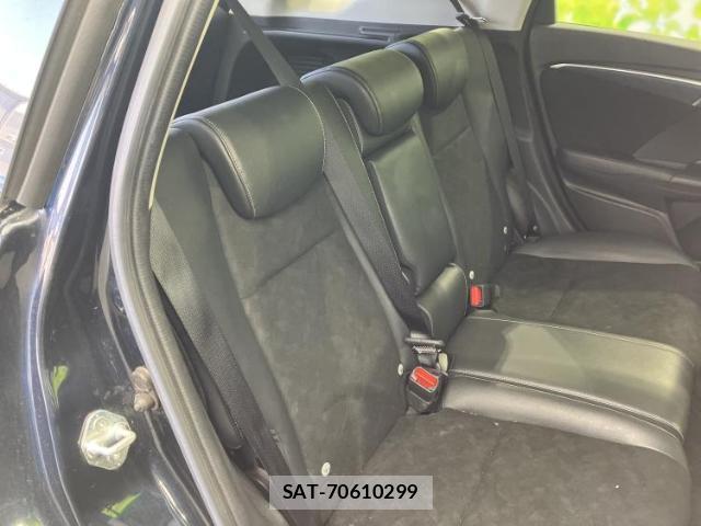 Honda SHUTTLE 2018-04 8374318-4