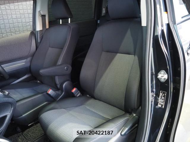 Toyota SIENTA 2022-03 8372564-17